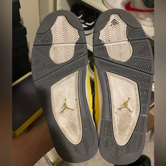 Air Jordan 4 Retro Lightning - Picture 14 of 14